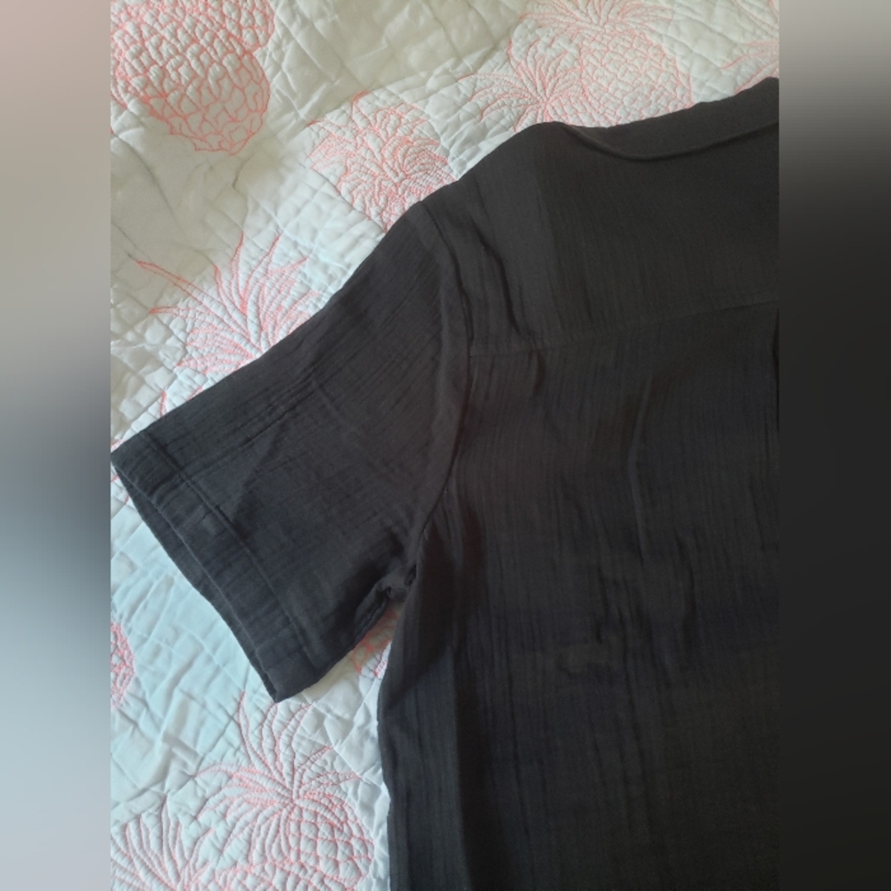Quince Cotton Gauze Black Button-Up Top - Picture 6 of 10